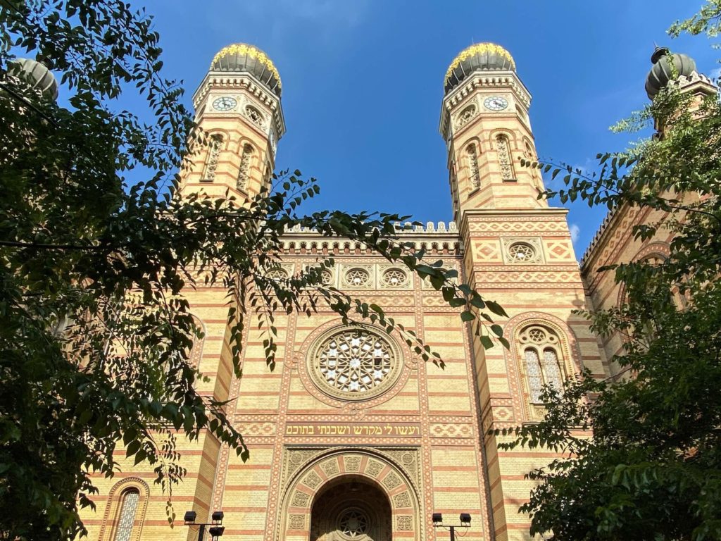 Dohány Street Great Synagogue in Budapest